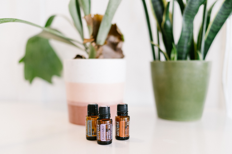 4 Essential Oil Blends to Manage Your Stress